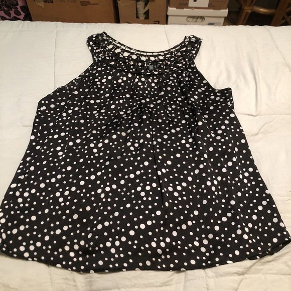 new directions Tops - new direction womens sleeveless tank cut out neck design petite size PL